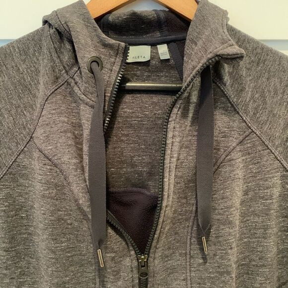 Athleta CYA Grey Small Strength Hoodie Jacket - Full Zip, Long Sweatshirt - Picture 6 of 7